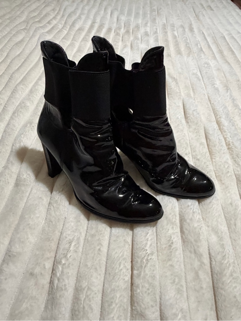 Stuart Weitzman Black Patent Ankle Heeled Boots